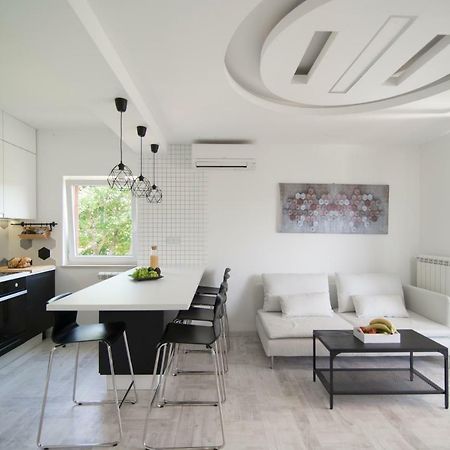 Apartments Eli ลาบิน ภายนอก รูปภาพ