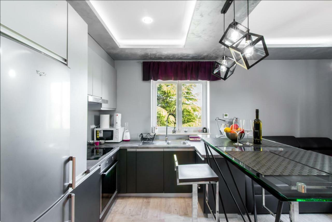 Apartments Eli ลาบิน ภายนอก รูปภาพ