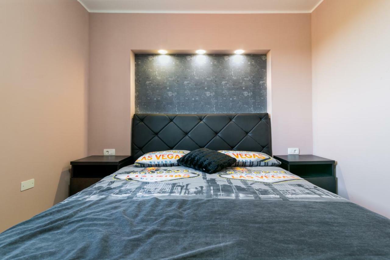 Apartments Eli ลาบิน ภายนอก รูปภาพ