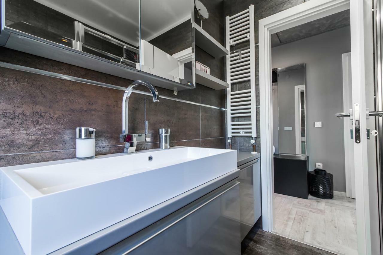 Apartments Eli ลาบิน ภายนอก รูปภาพ
